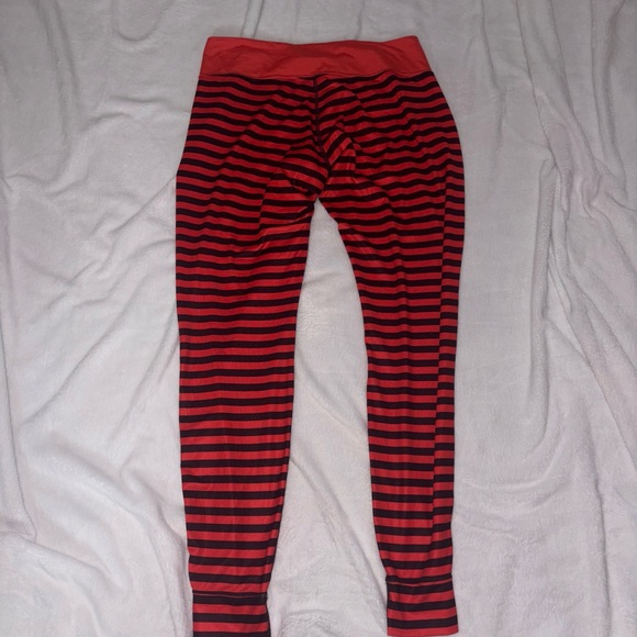 Women’s Patagonia Leggings Size Large - Picture 2 of 2